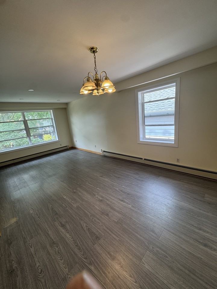 29 Wayland Avenue #2 - Photo 3 of 11