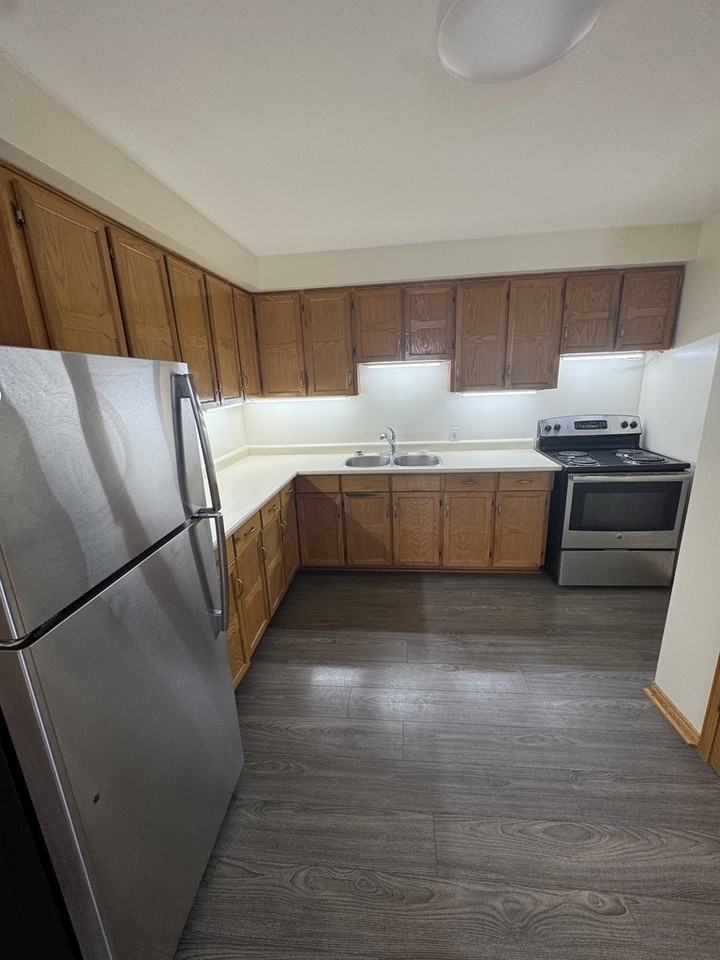 29 Wayland Avenue #2 - Photo 4 of 11