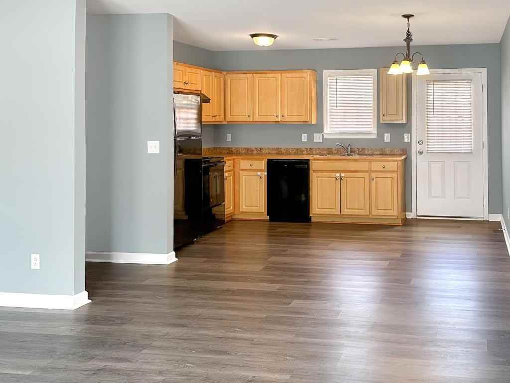 2203 Moran St - Photo 5 of 18