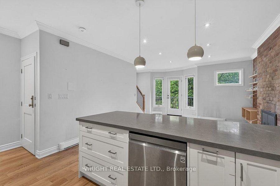 51 Albany Avenue #2 - Photo 5 of 22