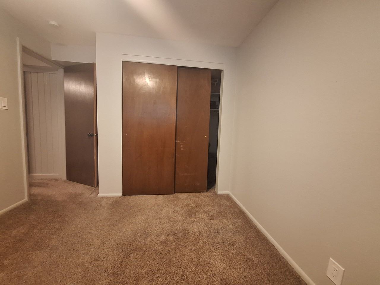 534 West 530 South - Photo 3 of 5