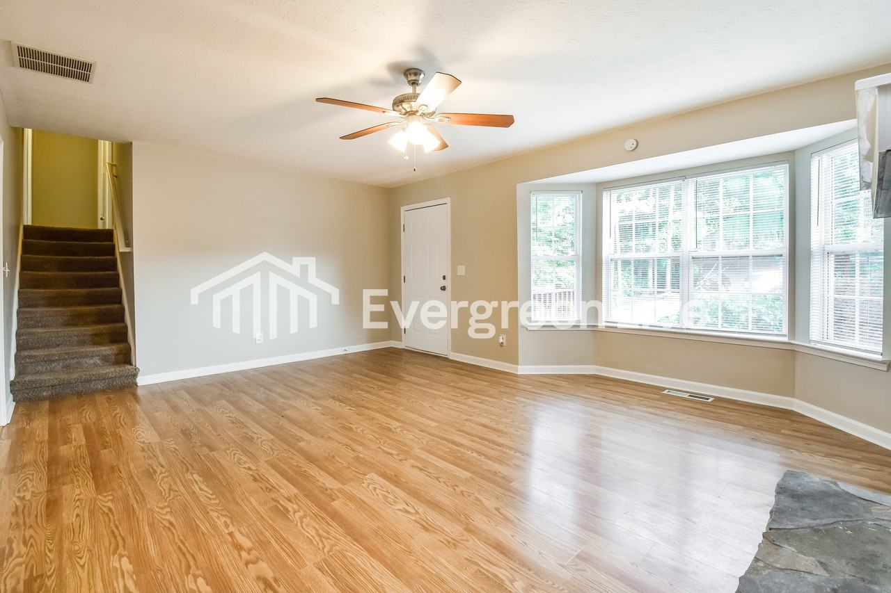 503 Chestnut Oak Dr - Photo 3 of 15