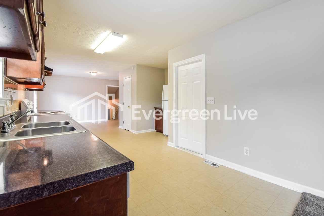 503 Chestnut Oak Dr - Photo 6 of 15