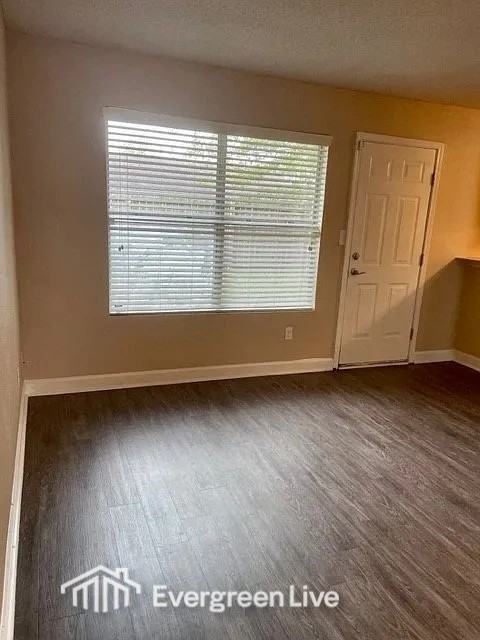 45 Assana Ct - Photo 4 of 34