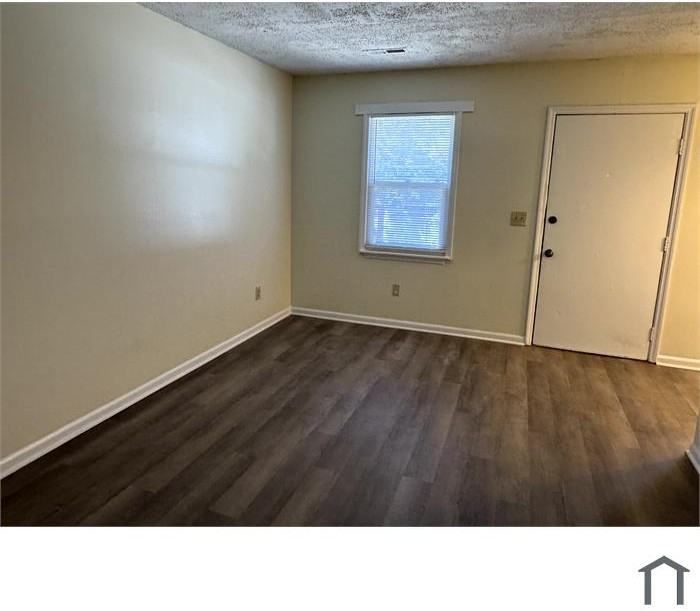 5458 Deloach St Apt A #A - Photo 3 of 15