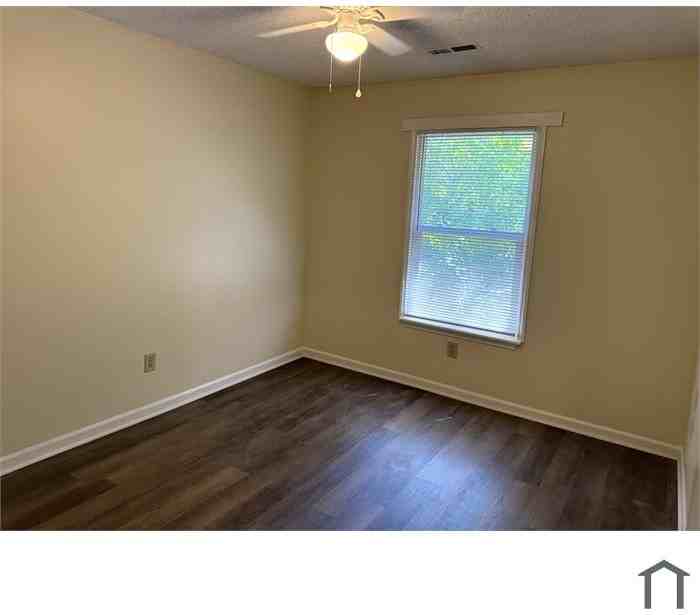 5458 Deloach St Apt A #A - Photo 4 of 15