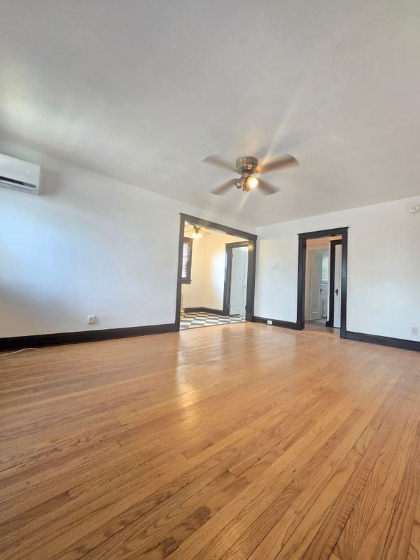 8000 Harford Rd - Photo 3 of 11