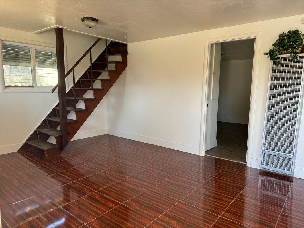 659 Elm St - Photo 7 of 9