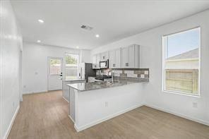 511 Louis Ln - Photo 2 of 5