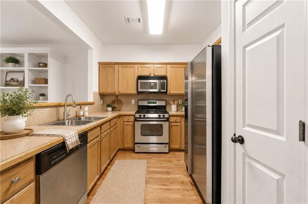 1699 Southgate Mill Dr Nw - Photo 7 of 15