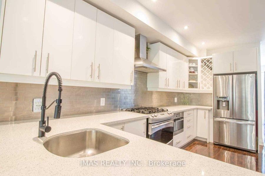 268 Manning Avenue - Photo 5 of 20