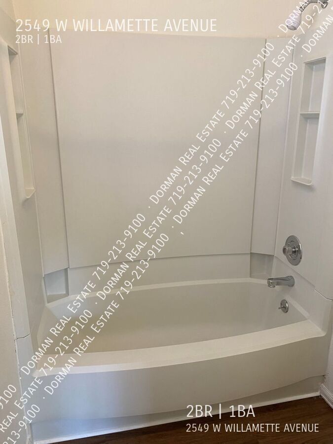 2549 W Willamette Ave - Photo 6 of 8