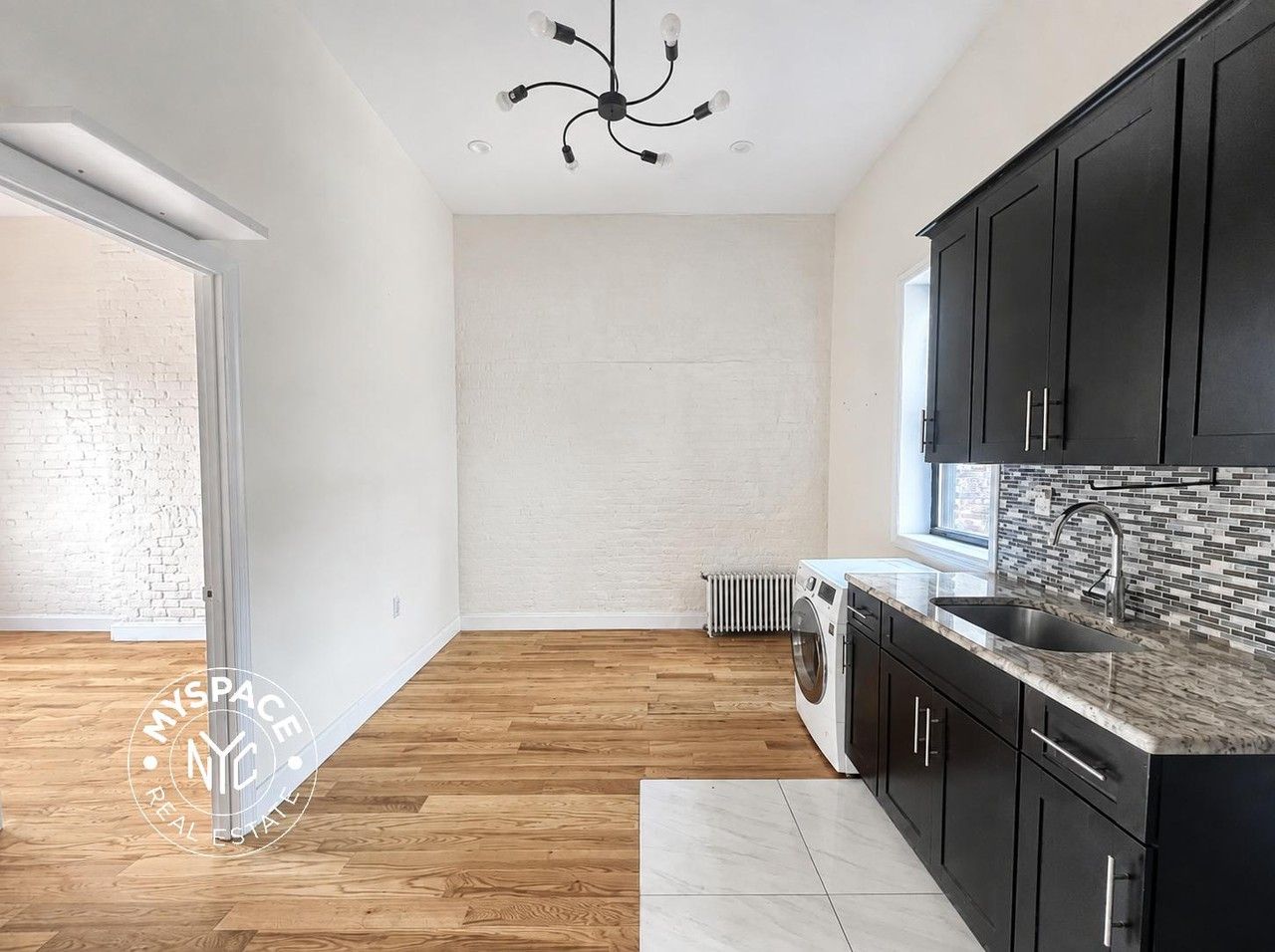 641 Saint Marks Ave #4E - Photo 2 of 7