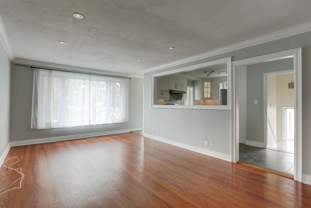 894 Krosno Blvd #1 - Photo 4 of 17