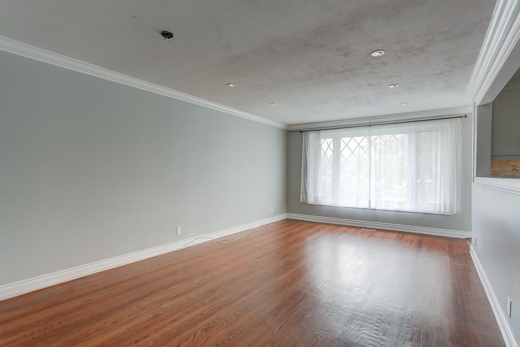 894 Krosno Blvd #1 - Photo 5 of 17
