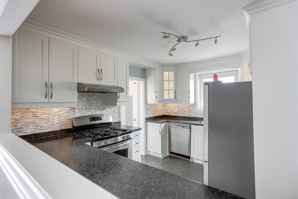 894 Krosno Blvd #1 - Photo 7 of 17