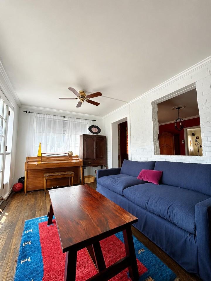 4512 Windom Pl Nw #NA - Photo 4 of 11