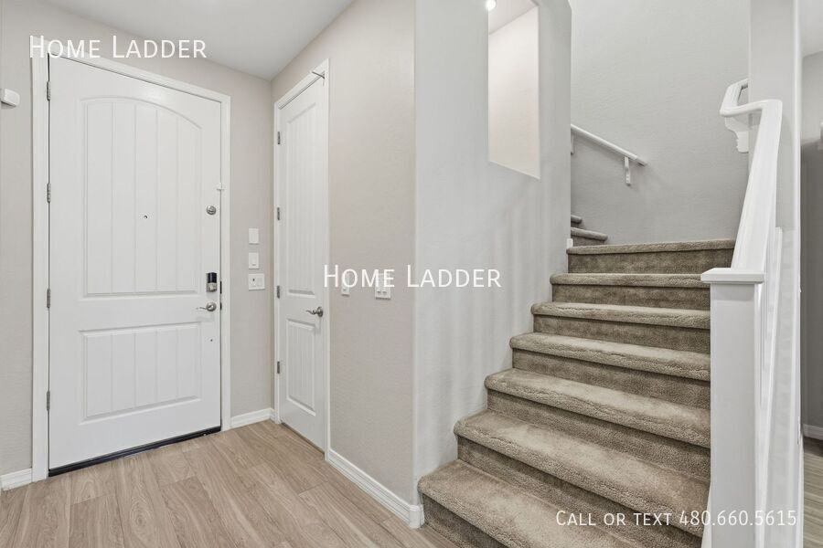9504 E Theia Dr - Photo 5 of 50