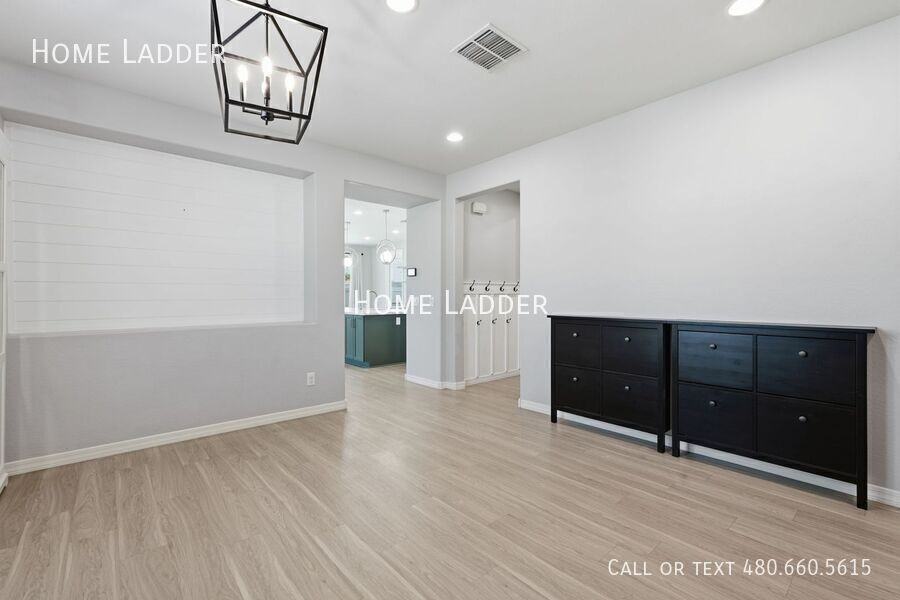 9504 E Theia Dr - Photo 7 of 50