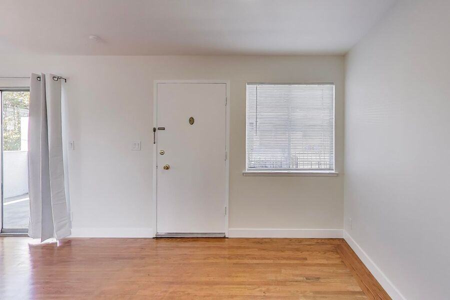 2339 8th St #A - Photo 5 of 23