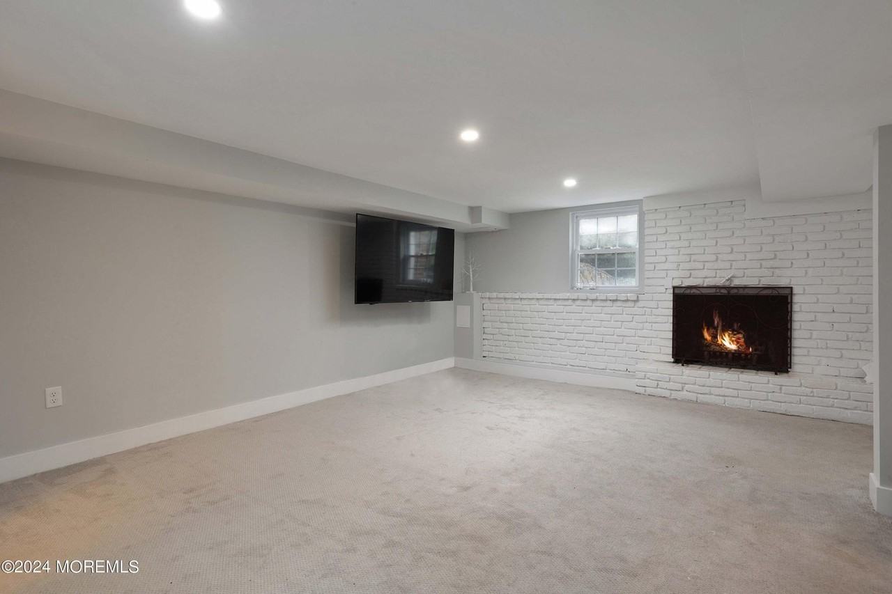 67 East Highland Avenue - Photo 3 of 4
