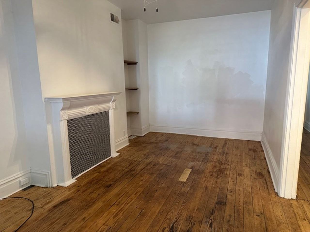 259 Boas St - Photo 3 of 19