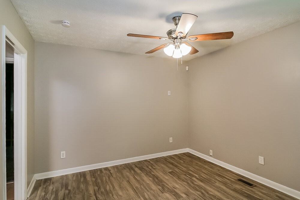4624 Elm Ridge Ct - Photo 6 of 20