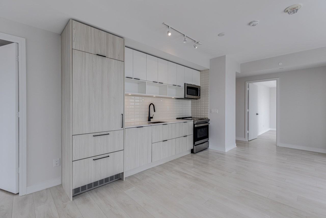 180 Mill Street #808 - Photo 4 of 26