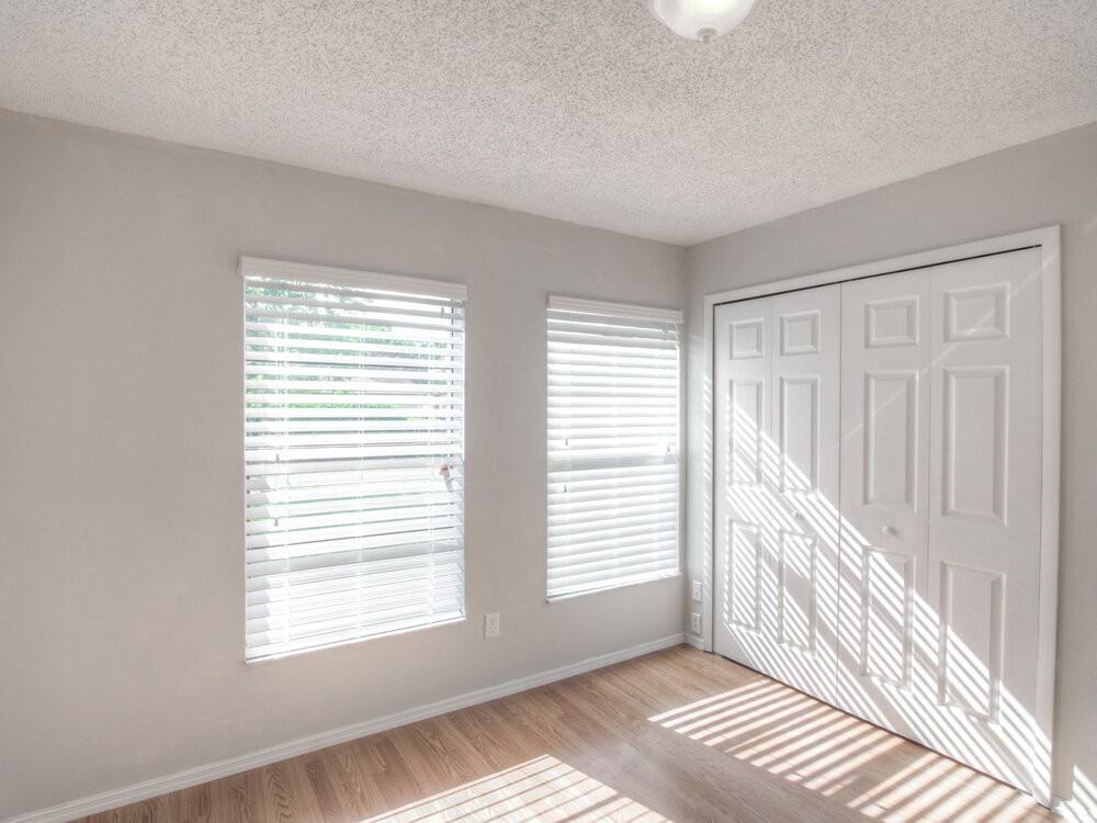 1505 Cougar Ct - Photo 5 of 13