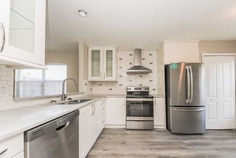 11100 Hambley Ave - Photo 7 of 17