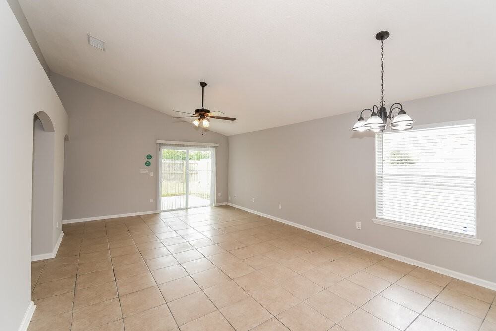 1566 Hope Valley Dr - Photo 4 of 16