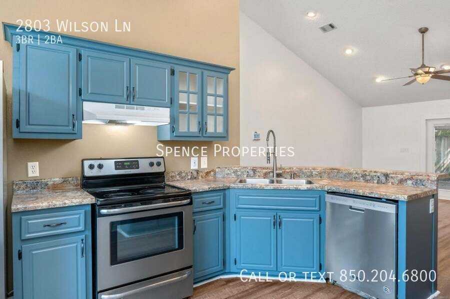 2803 Wilson Ln - Photo 6 of 34