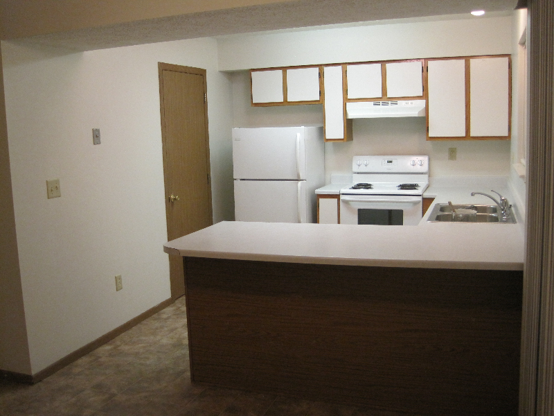 117 Taylor Ave - Photo 2 of 6