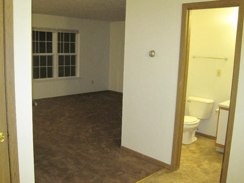117 Taylor Ave - Photo 4 of 6