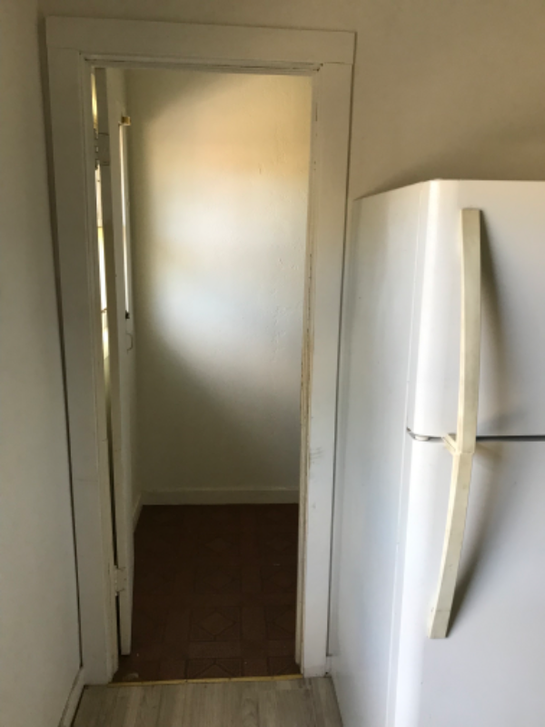 220 Cedar St - Photo 2 of 7
