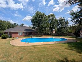 featured image of 702 Tunbridge Dr