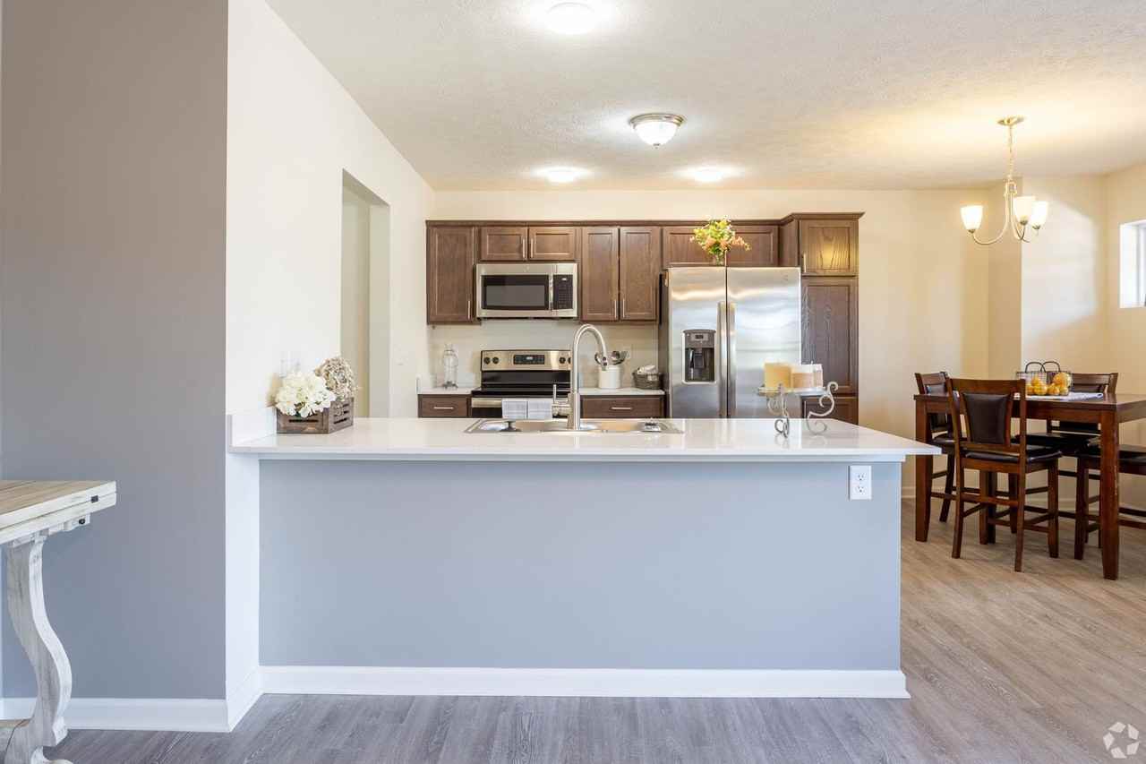195 Redon Cir - Photo 6 of 15