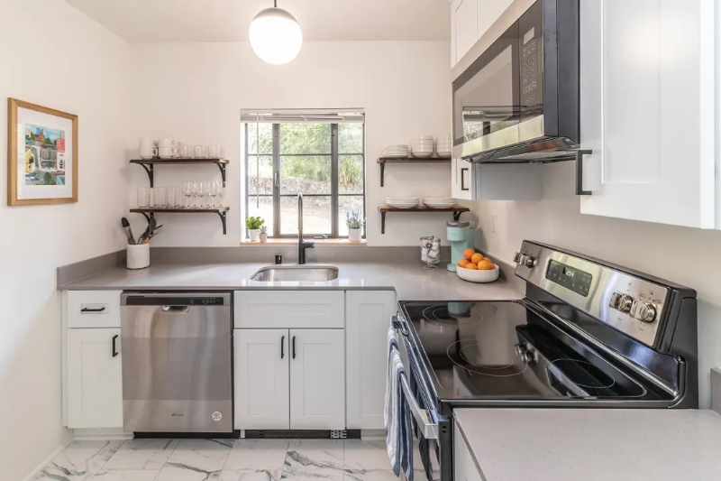 221 W 9th Ave - Photo 5 of 12