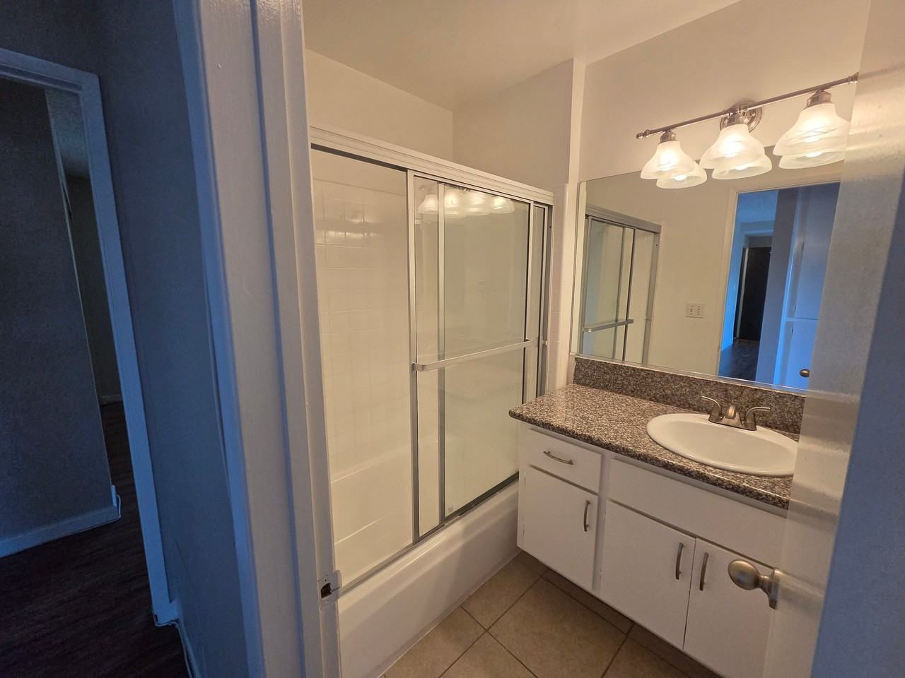 28151 Highridge Rd - Photo 5 of 8