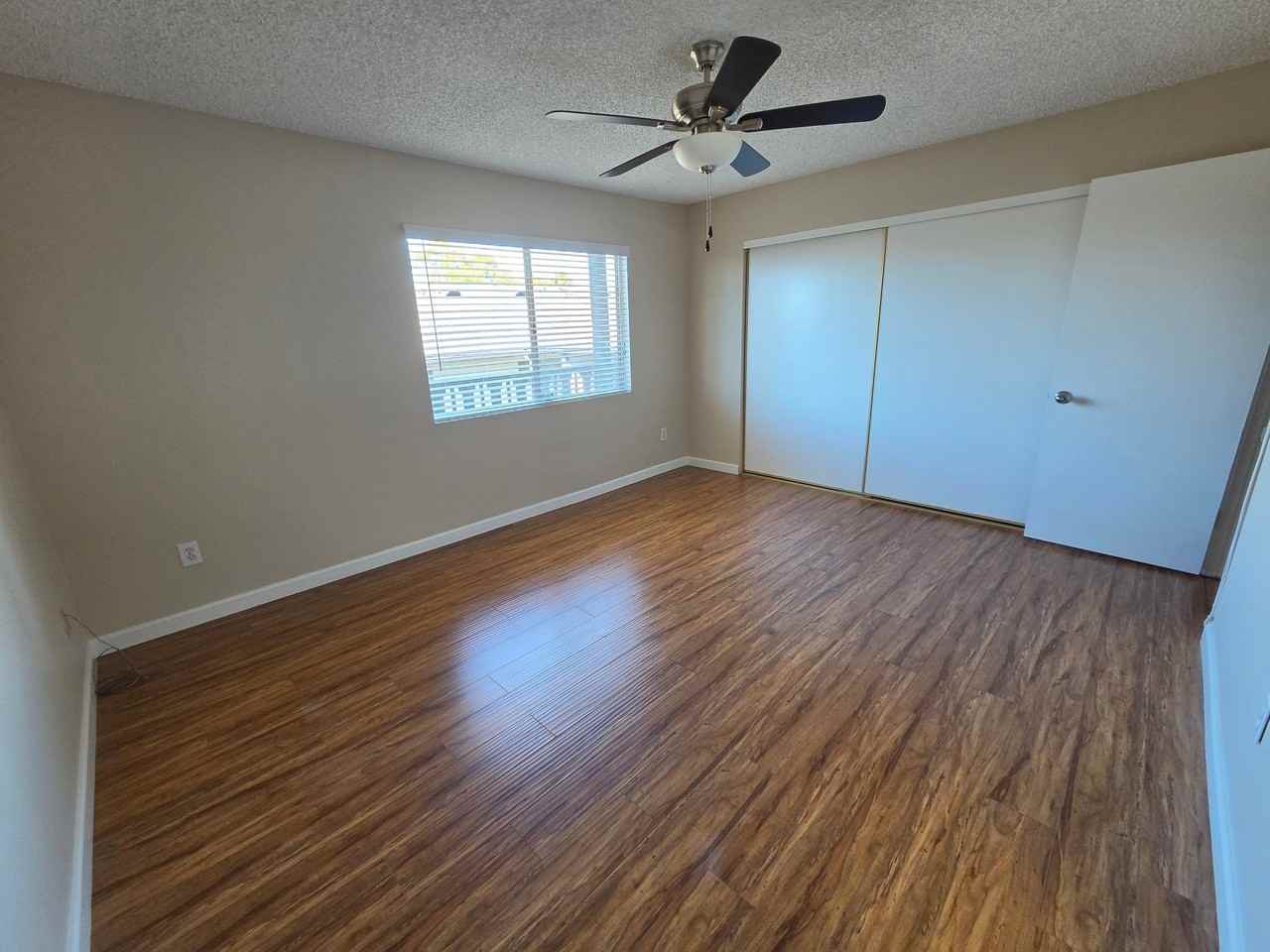28151 Highridge Rd - Photo 7 of 8