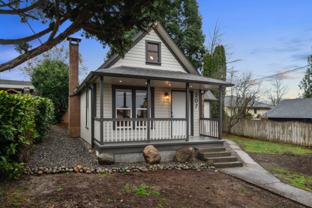 207 Avenue G - Photo 1 of 1