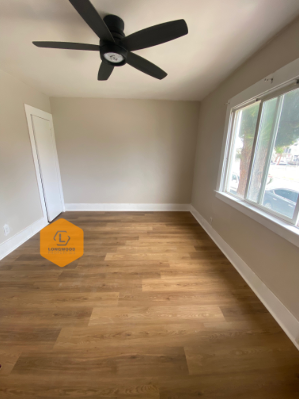816 Daisy Ave #1 - Photo 2 of 11