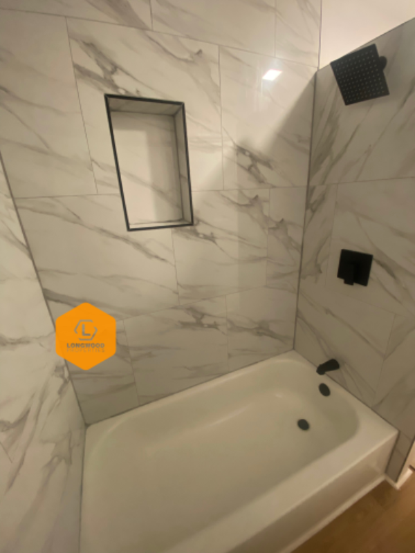 816 Daisy Ave #1 - Photo 7 of 11