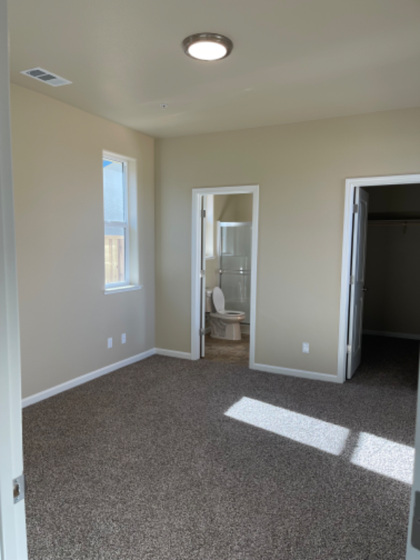 758 Brandywine Ln - Photo 7 of 12