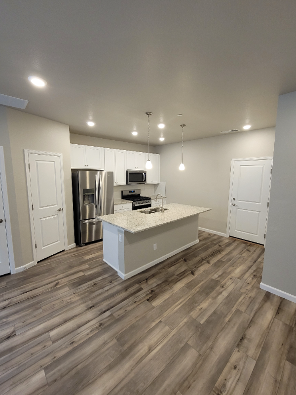 463 Millwall Cir - Photo 3 of 20