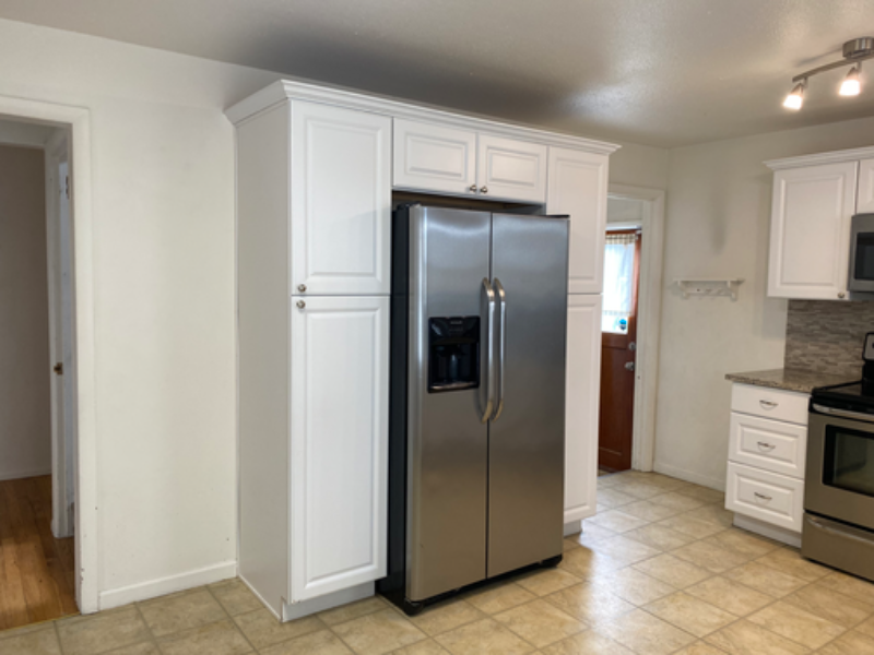 706 W 4th Ave - Photo 4 of 28