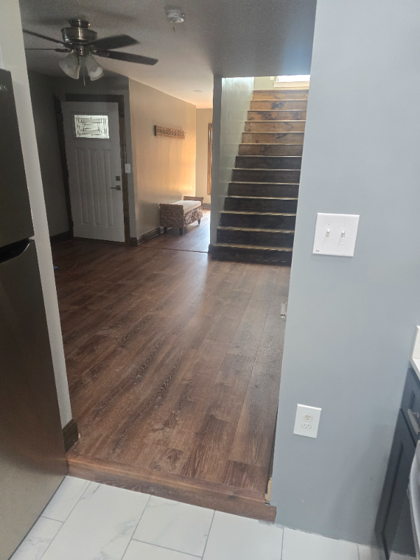 12 W Mosher St Uppr #2 - Photo 5 of 9