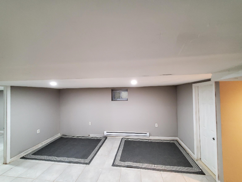283 S 11th St #BS - Photo 2 of 4