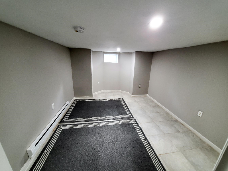 283 S 11th St #BS - Photo 4 of 4