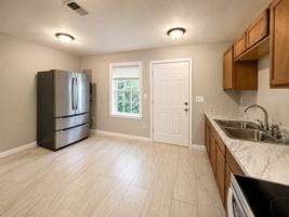 featured image of 17 Orchard Dr #B